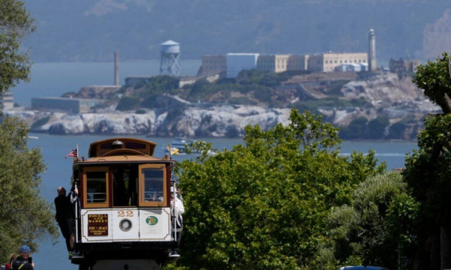 Incident në San Francisko, të paktën 15 të plagosur dhe dy në spital nga frenimi i papritur i teleferikut