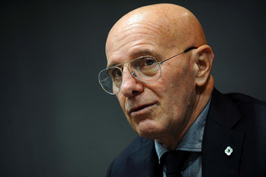 Sacchi: Napoli më europian dhe favorit për titullin, më pas Interi dhe Milani