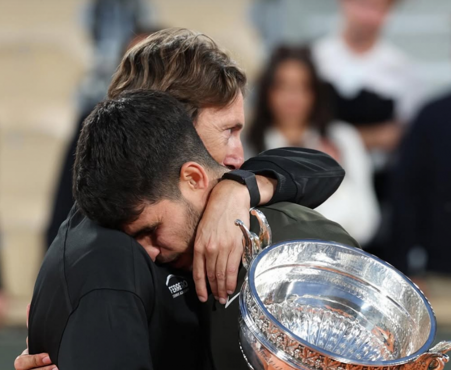 Carlos Alcaraz ndryshon trajner, zyrtarizohet ndarja me Juan Carlos Ferrero