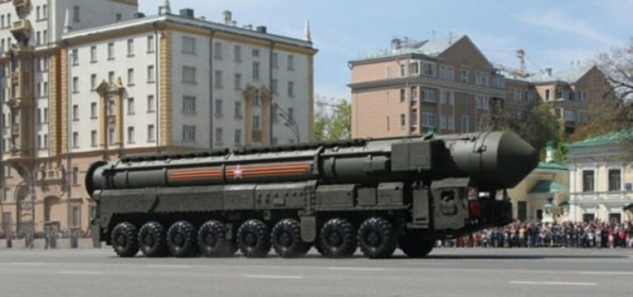Rusia vendos sistemin e raketave balistike ndërkontinentale Yars në Siberi