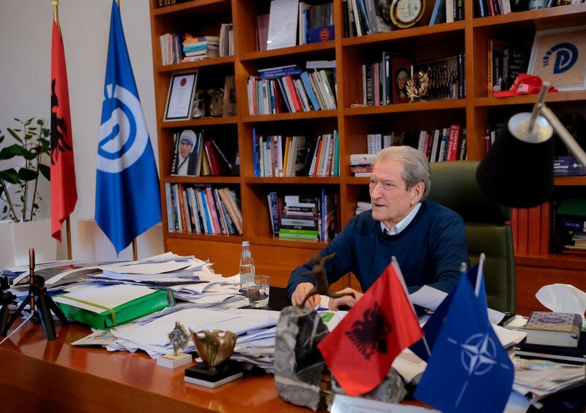 Berisha: Kemi përmbysur 35 vite më parë një diktaturë, ne do ta përmbysim dhe këtë, të gatshëm për të paguar çdo çmim me revoltën tonë