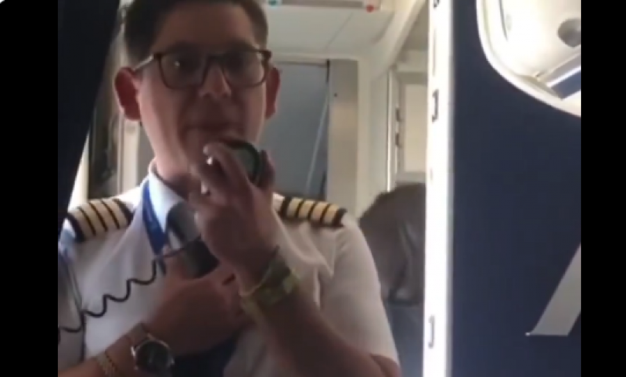 Piloti proteston për detyrimet e papaguara, shkakton trazira në aeroportin e Meksikos: Nuk kam marrë pagën