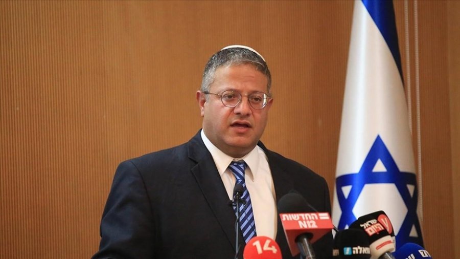 Ministri izraelit propozon mbajtjen e të paraburgosurve palestinezë në një objekt 'të rrethuar nga krokodilë'