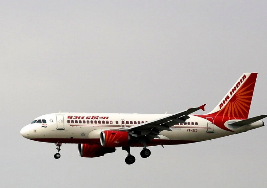 I zhdukur prej 13 vitesh, gjendet avioni Boeing 737 në parkingun e aeroportit në Indi