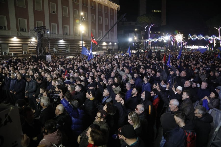 Berisha: Ramës do i shkojmë në Surrel! Nga sot shqiptarët dhe bota nuk e njohin për kryeministër