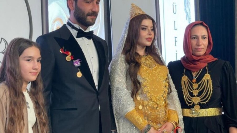 Luks i shfrenuar/ Nusja e mbuluar me ar dhe diamante, dasma virale që ‘theu’ rrjetin