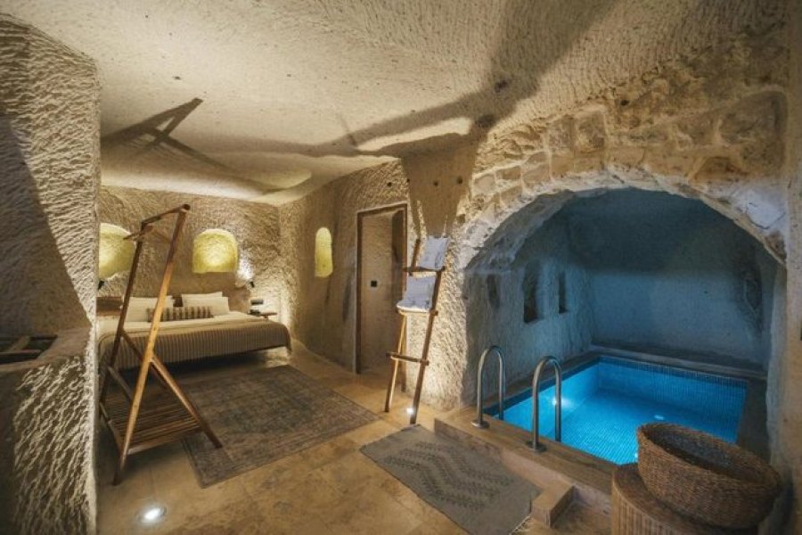Dhomat në këto hotele të Cappadocia-s kanë pishinat e tyre private