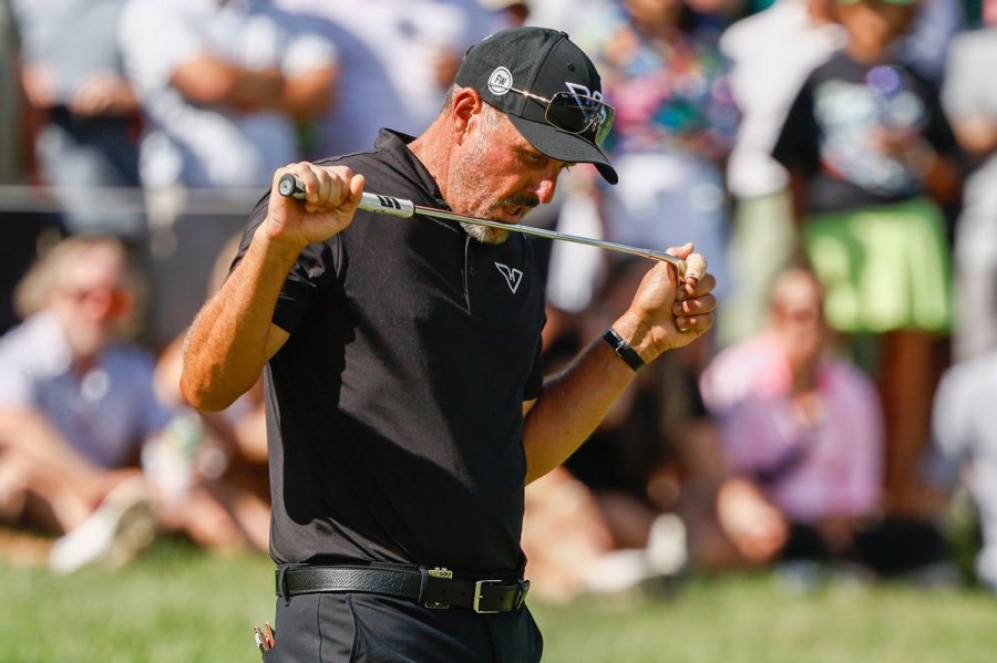 Golfisti i famshëm kërkon arrestimin e Barack Obamës, Joe Biden-it dhe ‘shumë të tjerëve’