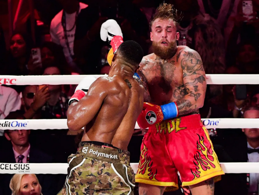 Joshua i theu nofullën, Jake Paul do të qëndrojë jashtë ringut për nëntë muaj
