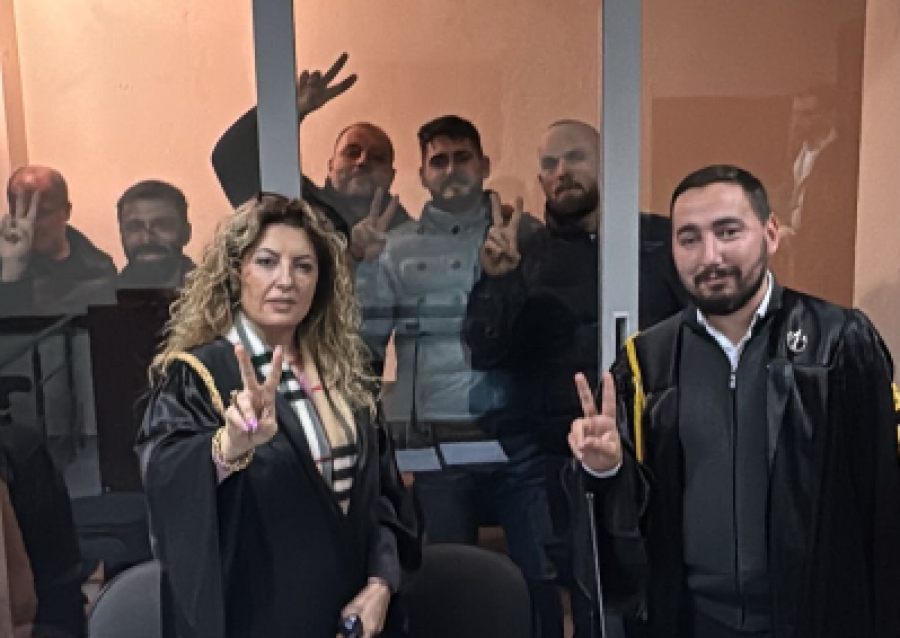 U ndaluan në protestën kombëtare të PD/ Lirohen 4 personat, gjykata e quan arrestimin të paligjshëm