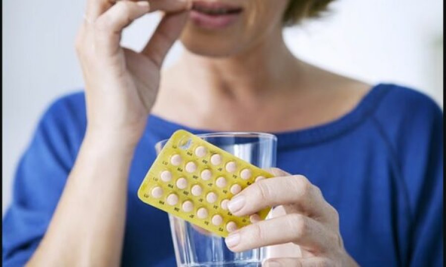 Nuk ka prova se terapia hormonale (HRT) rrit apo ul rrezikun e demencës, thonë studiuesit