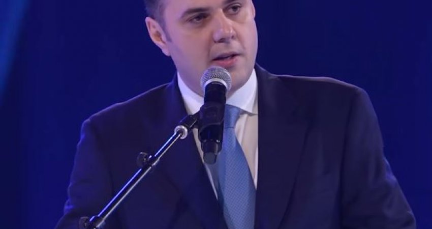 Abdixhiku – qytetarëve për 100 eurot e Qeverisë: Merrni ju, më mirë se Vuk Hamoviqi