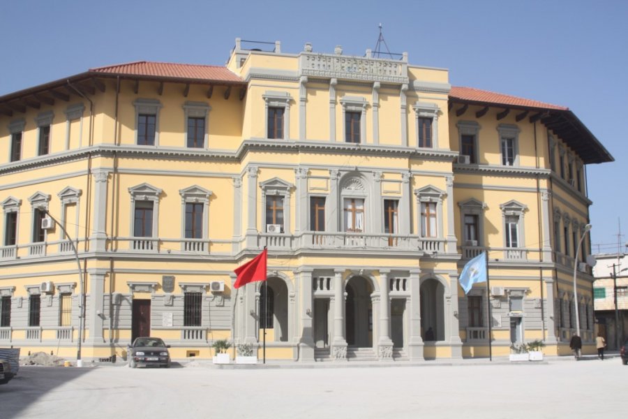 Bashkia e Vlorës paguan 766 mln lekë për ‘Taushanin’ por a do e paguajnë qytetarët këtë shkatërrim?