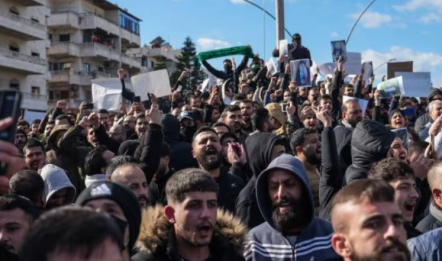 Tre të vrarë dhe 60 të plagosur, alavitët rebelohen kundër qeverisë në Siri