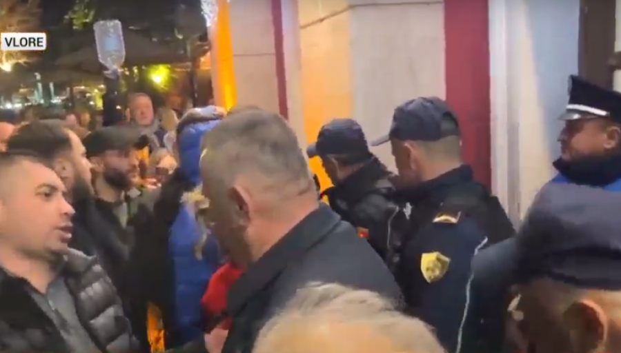 Rama i ka lënë pa ujë - Qytetarët e Vlorës në protestë 