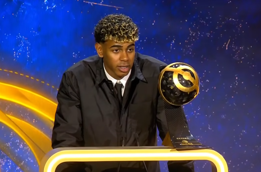 Lamine Yamal shpallet ‘Sulmuesi i Vitit’ nga ‘Globe Soccer Awards'