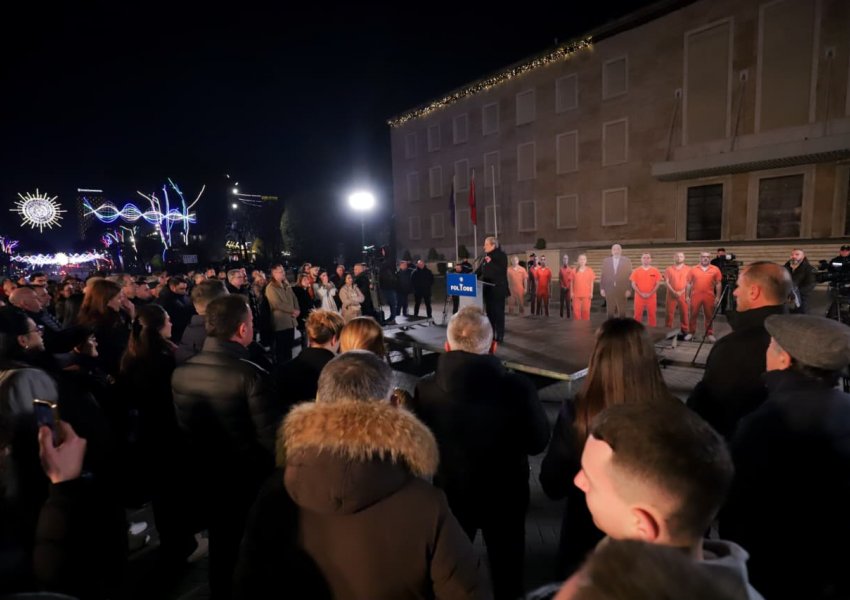 Berisha: Nuk largohemi nga sheshi pa shporrur binomin Rama-Balluku! Gys Agasi rrahu me grushta Ulsi Manjën me porosi nga Kapoja