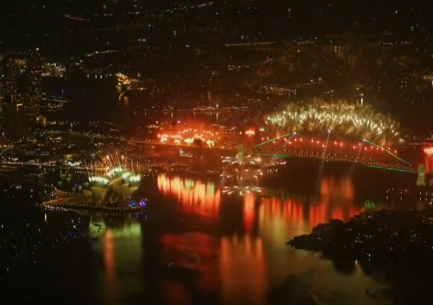 Viti i Ri 2026 mbërrin edhe në Australi, festime me spektakël fishekzjarrësh