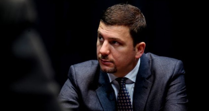 Memli Krasniqi shpreh ngushëllime për vdekjen e tre të rinjve në Jabllanicë: Zoti ju dhashtë forcë për ta përballuar këtë humbje të rëndë