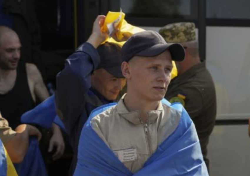 Rusia dhe Ukraina shkëmbejnë 150 robër lufte