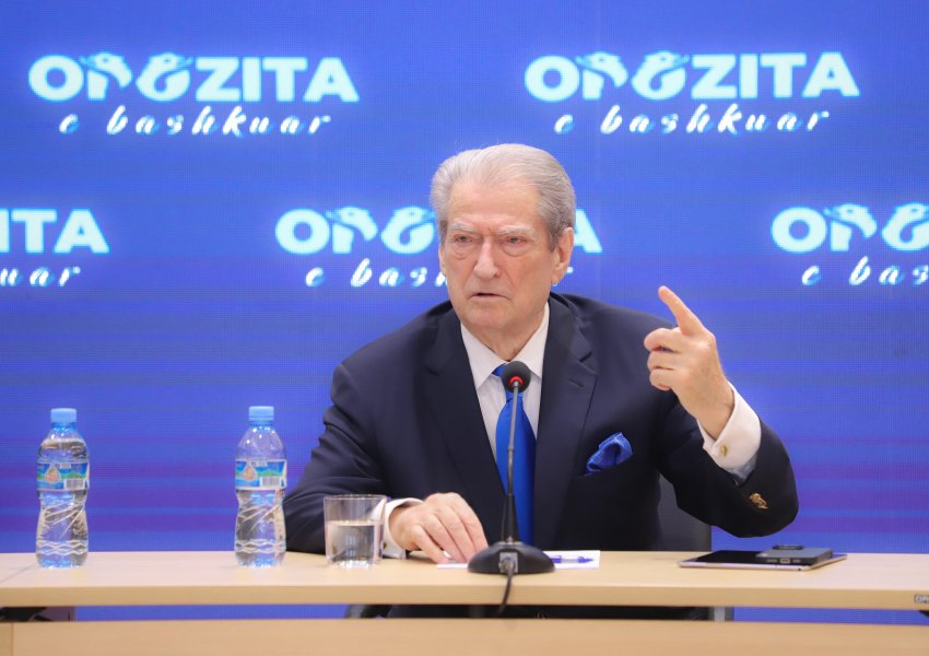 Protesta e 8 shkurtit/ Berisha: Një kryeministër që pi një shishe vere 33 mijë euro duhet nxjerrë me lecka