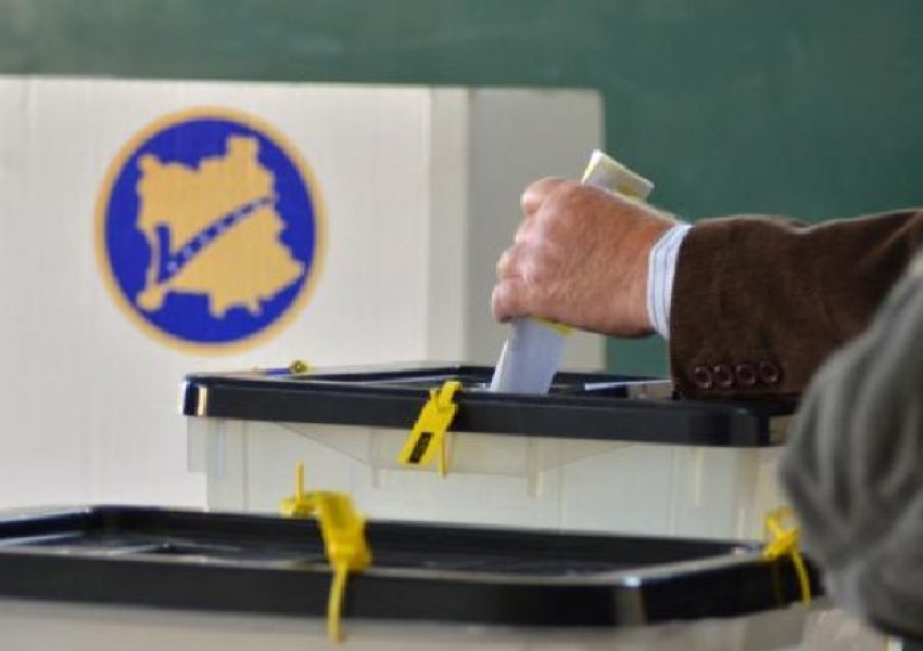 Hapen qendrat e votimeve, KQZ: Ruajeni integritetin e votës, raportojeni çdo parregullsi