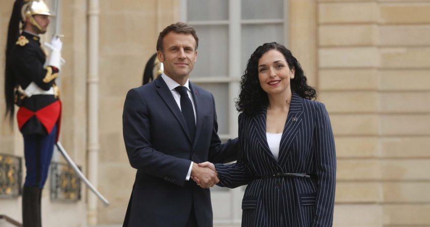 Presidentja Osmani udhëton për në Paris me ftesë të Macron