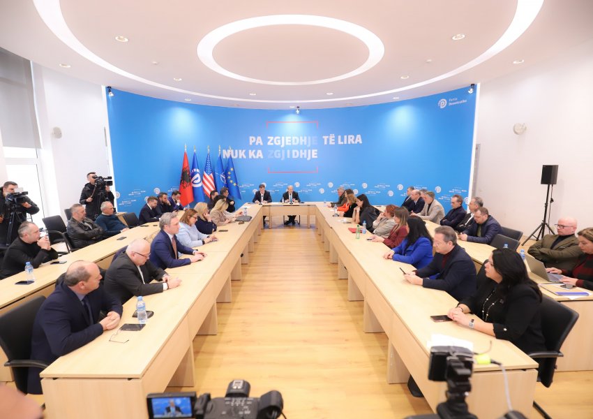 Berisha: Gjesti që Edi Rama sot tregoi, simbol i shkallmimit dhe i tmerrit të tyre para disfatës