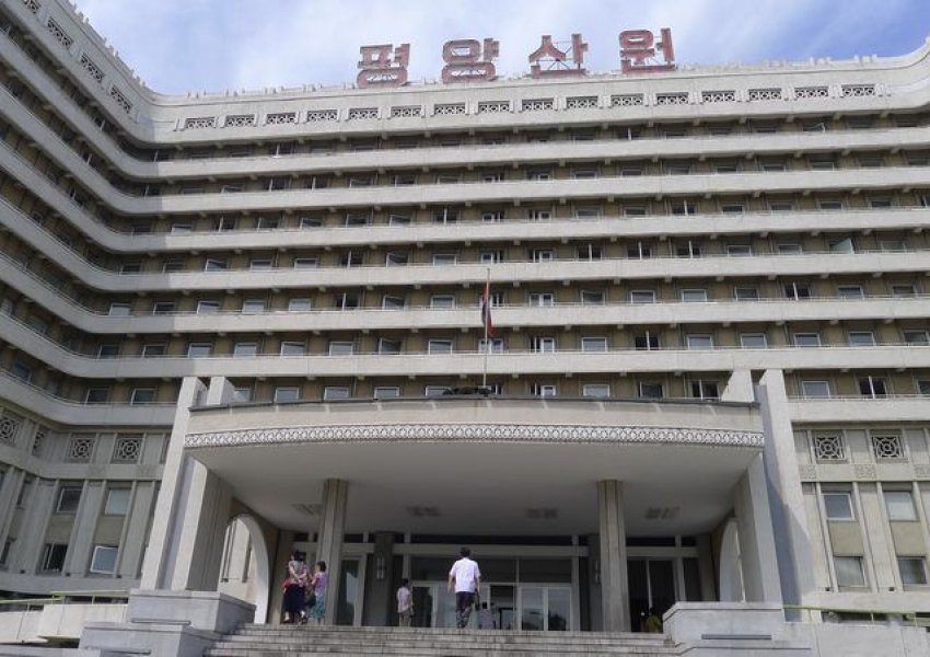 Koreja e Veriut/ Qindra ushtarë rus të plagosur janë shtruar në spitalet e Phenianit