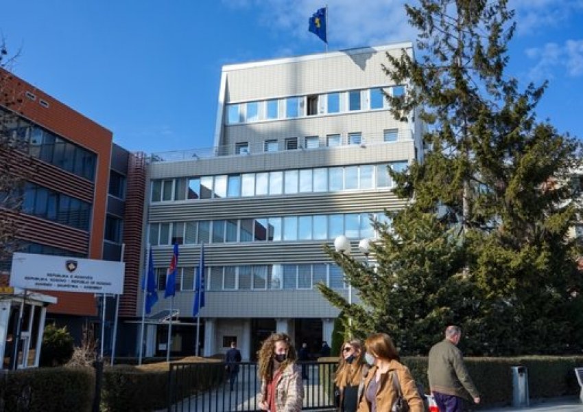 Analiza e REL: Posti i presidentit mund të bëhet pjesë e 'pazareve' për qeverinë e re në Kosovë