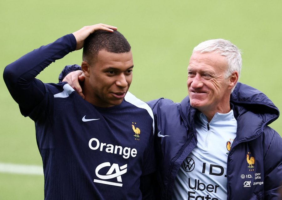 Deschamps sqaron me detaje ‘problemet’ e Mbappesë në kombëtare