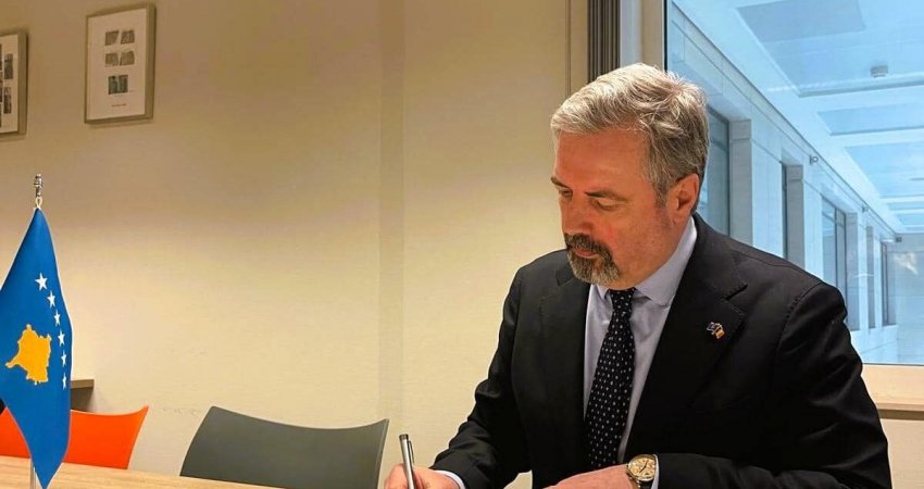 Kosova nënshkruan Konventën e Lubjanës-Hagës për hetimin e krimeve të luftës