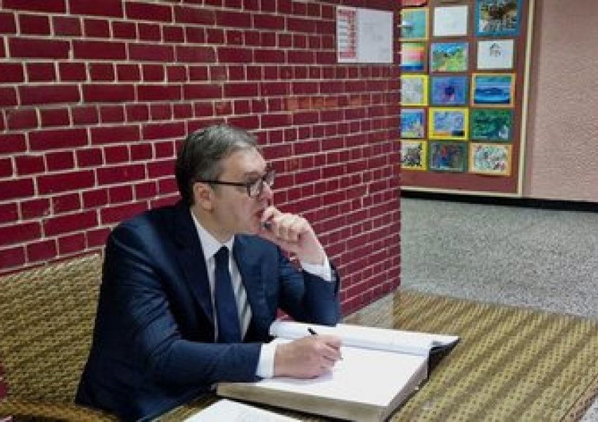 Presidentit serb ‘i bie maska’, deputetja nxjerr lidhjet e Vuçiç me një qendër spiunazhi