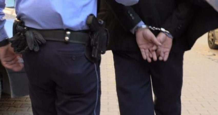 Aksioni kundër fajdesë në Prizren: Të arrestuarit i dhanë viktimës para me kamata mujore prej 15% – 20%
