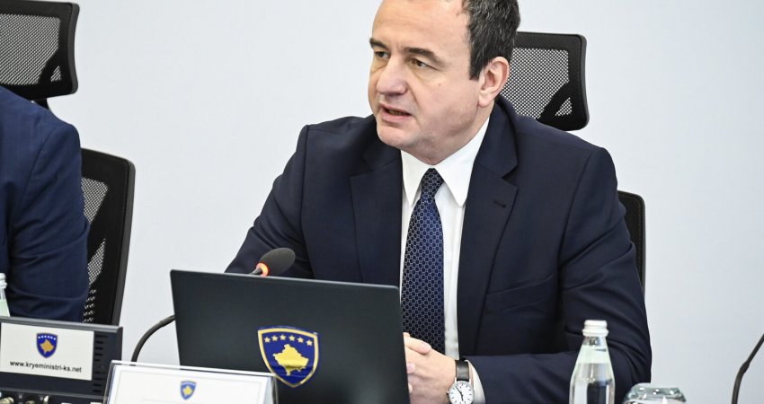 Zyra e Kurtit shpall tender 17 mijë e 500 euro për blerjen e karrigeve për zyre