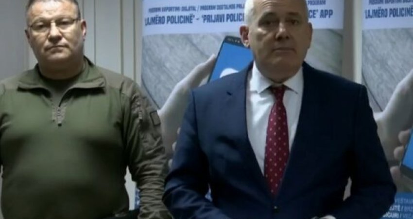 Armët dhe uniformat e konfiskuara në veri, Sveçla: Strukturat paralele ende funksionale në Kosovë