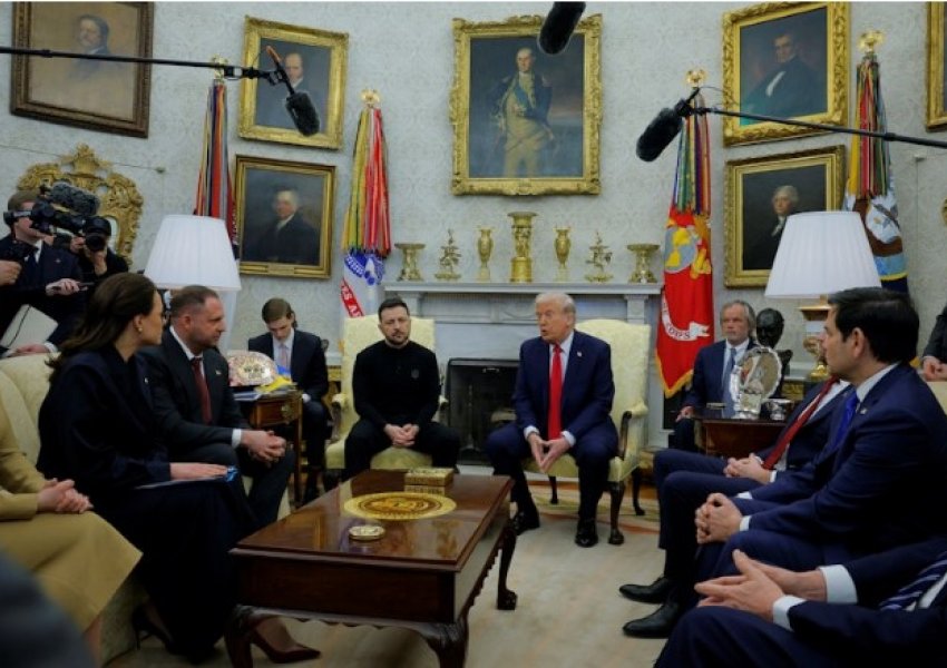 'Unë nuk jam në linjë me askënd'/ Trump kundërshton akuzat se ai rreshtohet me Putinin