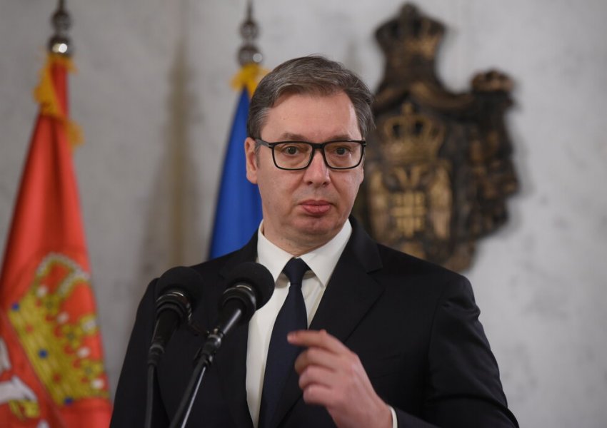 Vuçiç provokon fqinjët: Mos shpresoni se do ta ndërroni pushtetin në Serbi