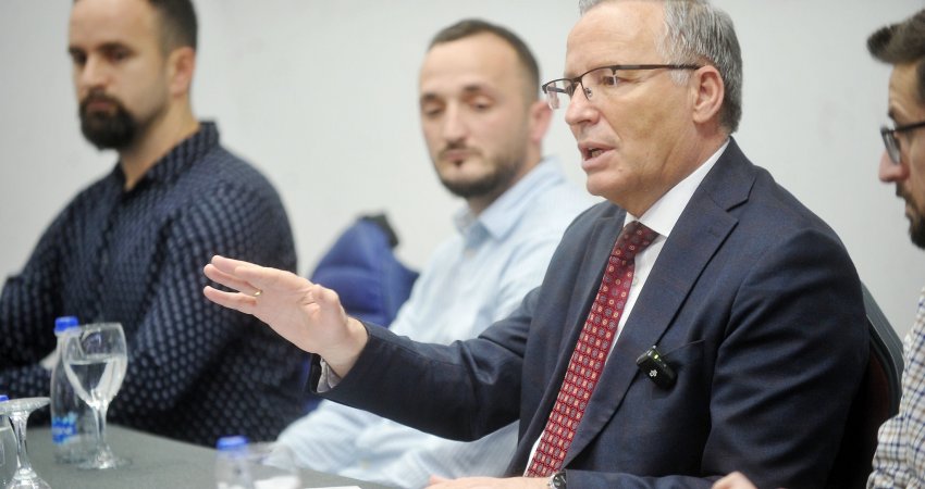 Bedri Hamza: Specializimet në shënde tësi do të riorganizohen, shpallja e tyre s’do të jetë në diskrecion të ministrave 