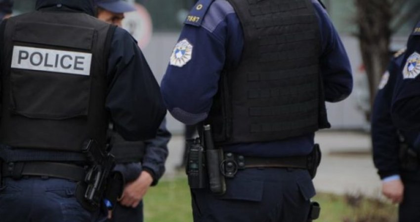 Mbyllet zyra tatimore serbe në Mitrovicë, s’ka të arrestuar