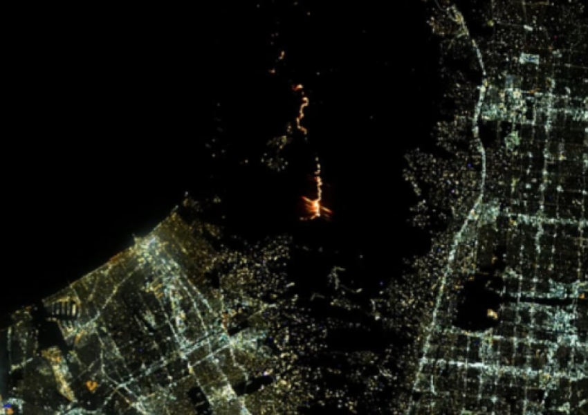 Imazhet nga hapësira tregojnë shtrirjen e zjarrit në Los Angeles