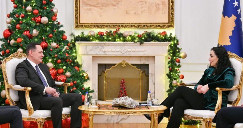 Osmani takon kryetarin e Bujanocit, flasin për lehtësimin e procedurave të shtetësisë për qytetarët nga Lugina