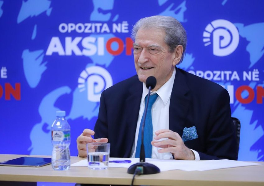 Berisha: Eksportet janë në agoni të plotë prej narkoeurove. Mijëra shqiptarë po humbasin vendet e punës