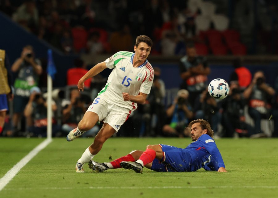 Manchester City ‘kërcënon’ Juventusin për mbrojtësin 24-vjeçar