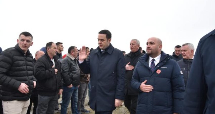 Abdixhiku: Reçaku pikë kthese për vëmendjen ndërkombëtare ndaj vuajtjeve të shqiptarëve nga Millosheviqi