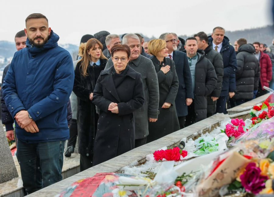 Kurrë nuk e harrojmë Reçakun