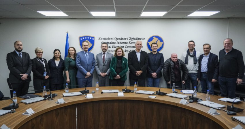 KQZ pret në takim eurodeputeten Loiseau, shefen e Misionit Vëzhgues të BE 