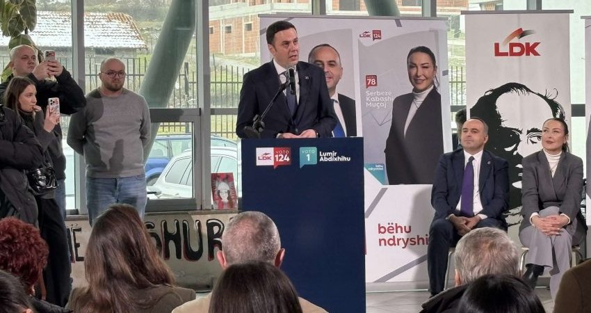 Abdixhiku në Istog: Kënaqësi me qenë në shtëpinë tonë politike në Istogun e Ibrahim Rugovës