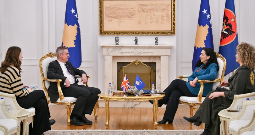 Presidentja pret në takim ambasadorin britanik, kërkohet ngritje bashkëpunimi për Kosovën drejt NATO-s