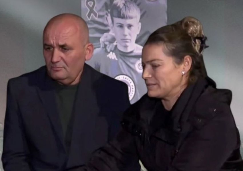 ‘Duam drejtësi’/ Babai i Martinit: Djali i vogël nuk e di ende që vëllai ka ndërruar jetë! Merr fotot dhe…
